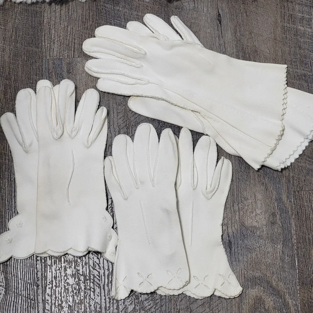 Hansen Vintage Formal Gloves Womens Scalloped Edge Mid-Century Cream 3 Sets
